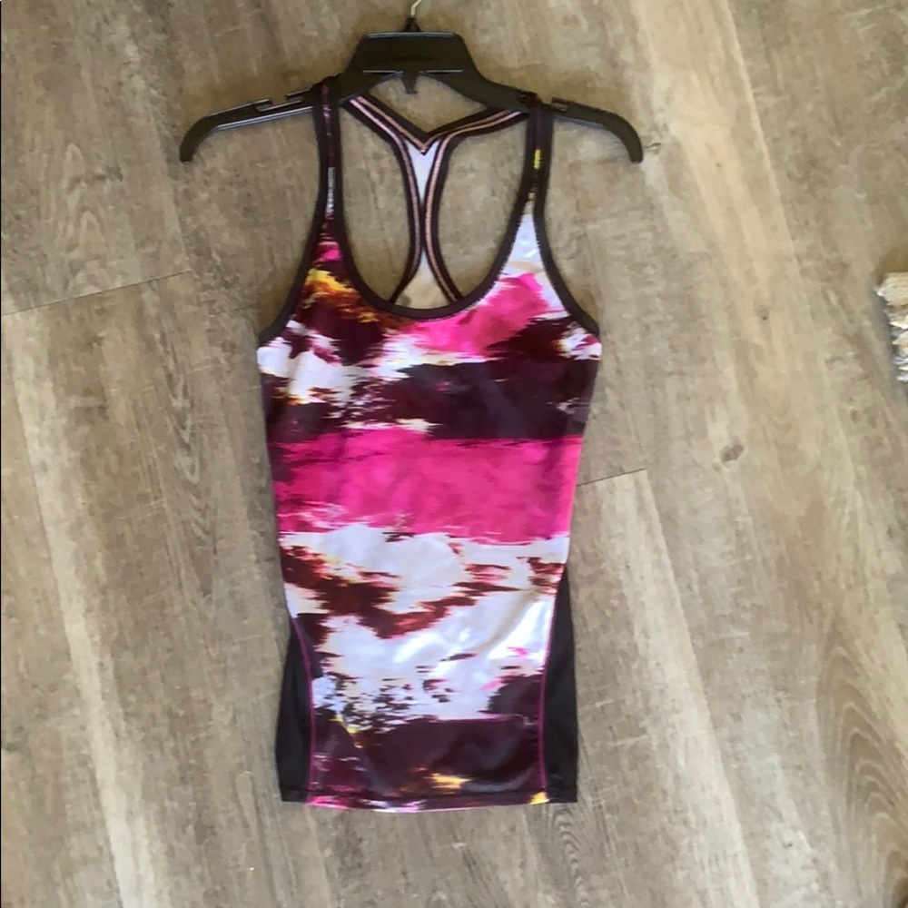 lulu lemon top